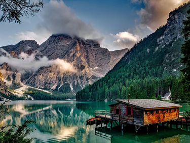 Montagne, laghi e cittadine delle Dolomiti
